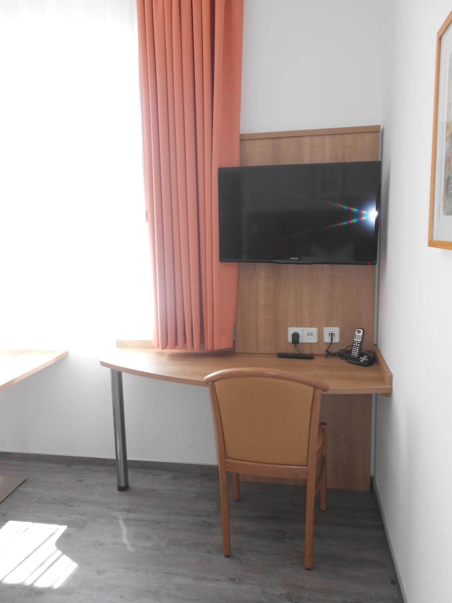 Apartment-Pension Schwalbennest Herzogenaurach Room photo